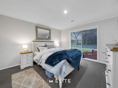 40 Littlecroft Avenue, Narre Warren South