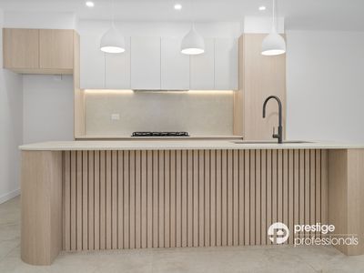 6B Lucas Avenue, Moorebank