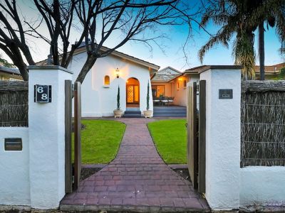 68 Mahogany Avenue, Highbury