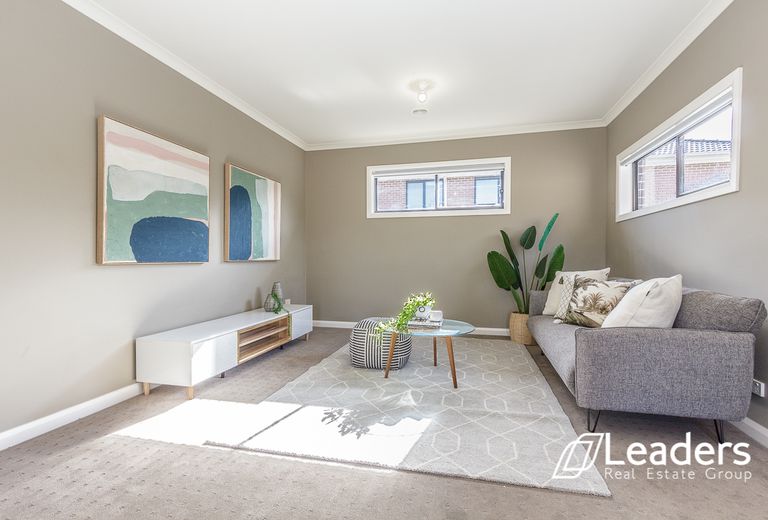 29 Kinnoull Grove, Glen Waverley