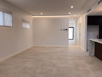 30B Lookout Drive, Mount Pritchard