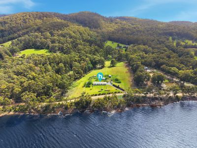 222 Cygnet Coast Road, Lymington