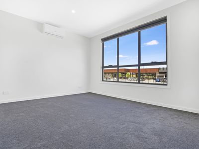 9 Glisten Way, Craigieburn