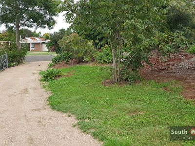 6 Neville Place, Kingaroy