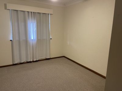 8 / 15 Vera, Tamworth
