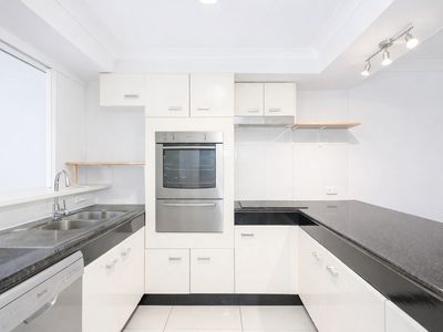 13 / 33-39 Hooker Boulevard, Broadbeach Waters