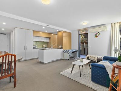 90 / 8 Veryard Lane, Belconnen