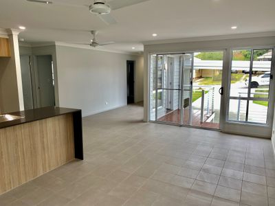 5 Green Street, Booval