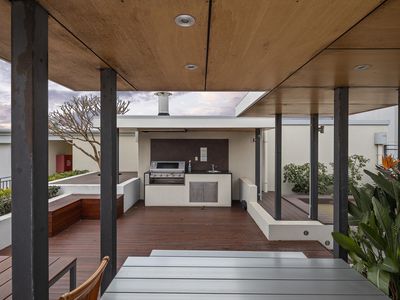 80 / 18 Wellington Street, East Perth