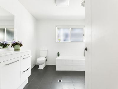 8B Elandra Place, Malua Bay