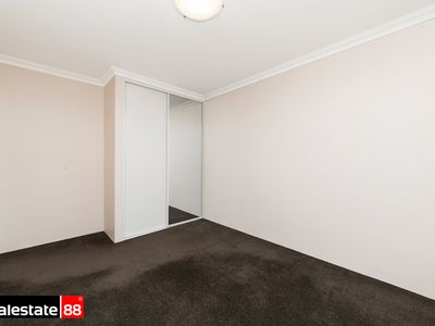 8 Quenda Road, Harrisdale