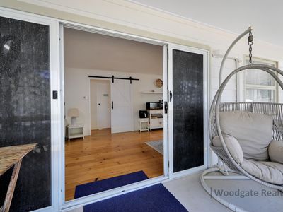 21 Esplanade Walkers Pt., Woodgate