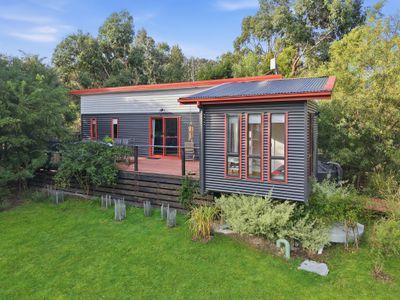 9 Glovers Road, Deep Bay