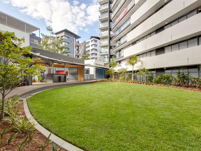 30203 / 63 Blamey Street, Kelvin Grove