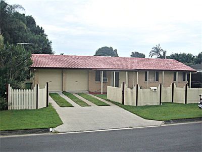 12 Rhonda Street, Rochedale South