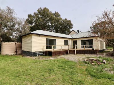 20 East West Hall Lane, Seymour