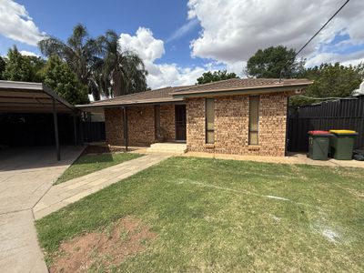 27 Chilvers Place, Griffith