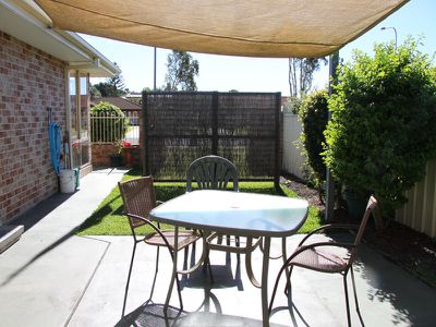 1 / 6 Bright Street, Forster