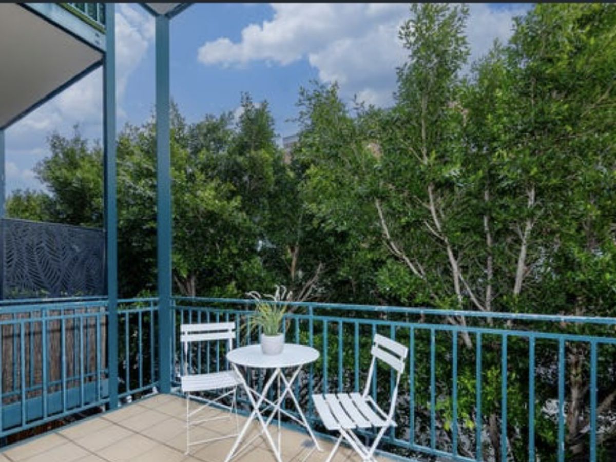 219 / 5 Ordnance Reserve, Maribyrnong