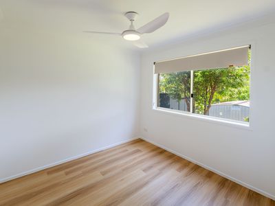 4 Turpentine Avenue, Sandy Beach