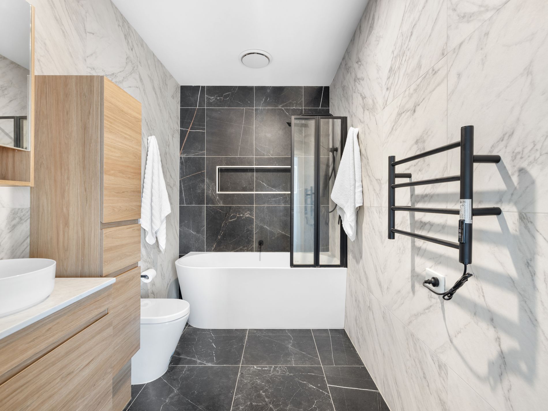 2 / 66 Wilson Street, Yarraville