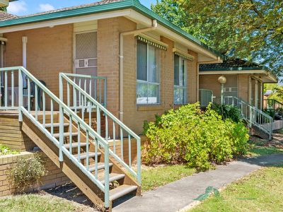 3 / 25 Fairway Avenue , Mount Beauty