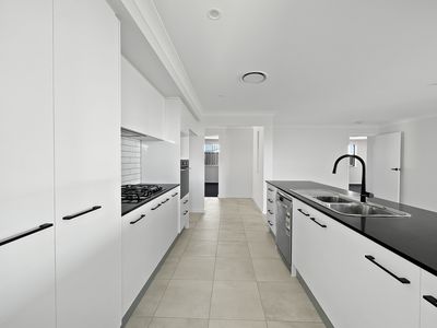 34 Drysdale Close, Dubbo