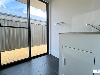 5 Bonsall Way, Ravenswood