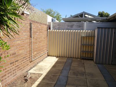 8/9 Powell St, Osborne Park