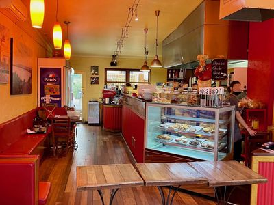 Long Standing Cafe Business For Sale