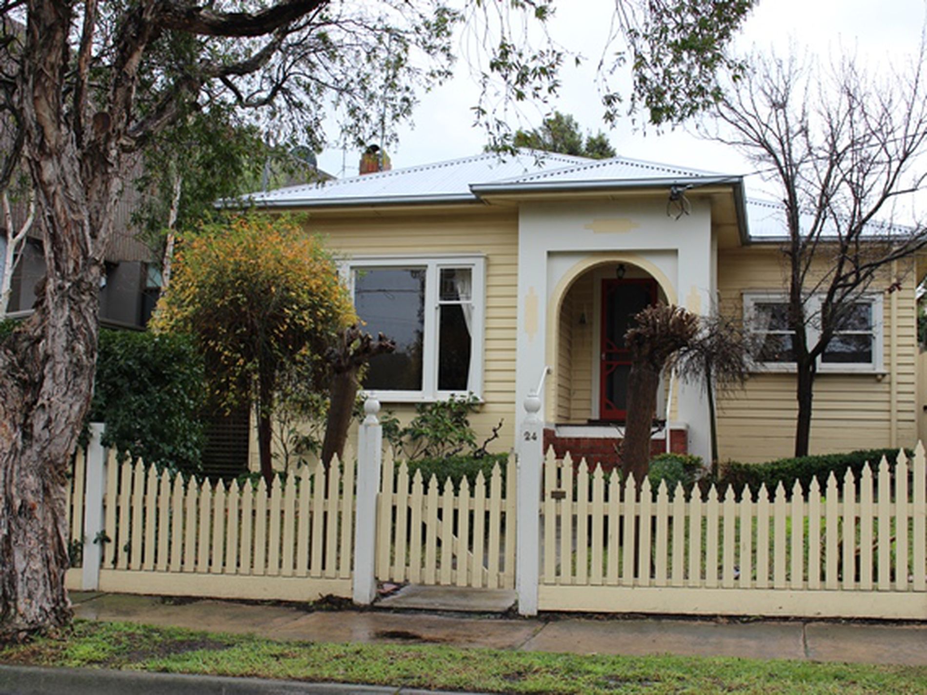 24 Mercer Parade, Newtown
