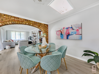 8 Queens Road, Lake Munmorah