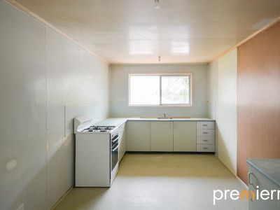 6 Caldwell Street, Goodna