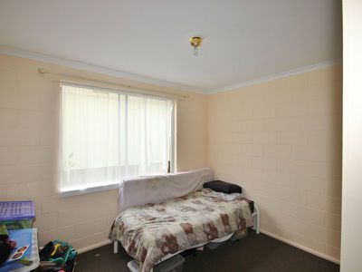 2 Emblen Street, Eden