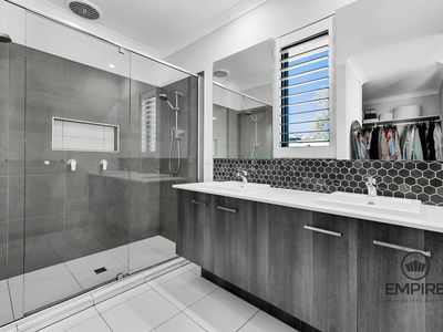 2 Hillwood Street, Clyde