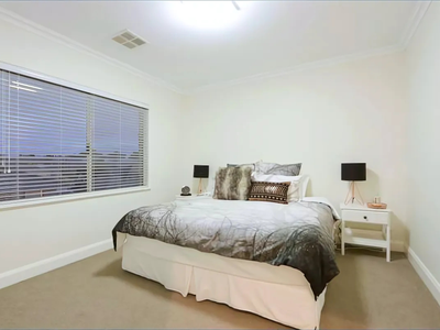 15 Clontarf Terrace, Canning Vale