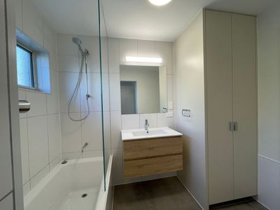 8 / 50 Eastern Beach Road, Geelong