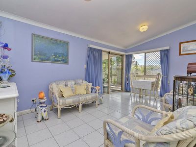 94 Passerine Drive, Rochedale South