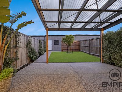 3 Vendeen Walk, Clyde North