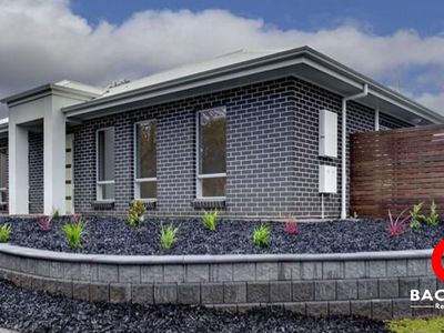 16 Trafford Road, Hope Valley