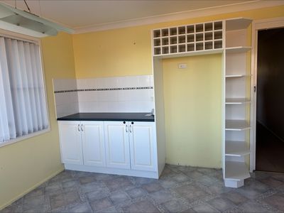 31 Barton Street, Parkes