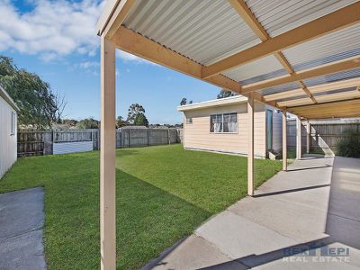 30 Narellan Drive, Hampton Park