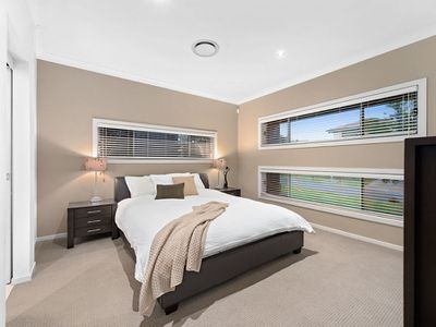 18 Baychester Place, Wakerley