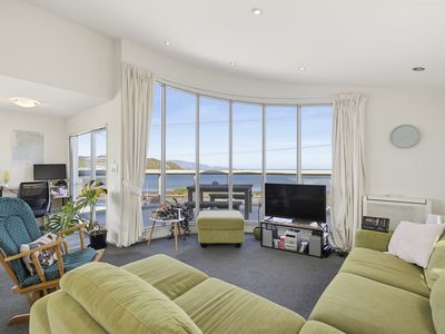 96B Lyall Parade, Lyall Bay