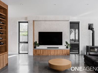 24 Matthew Street, Fairy Meadow