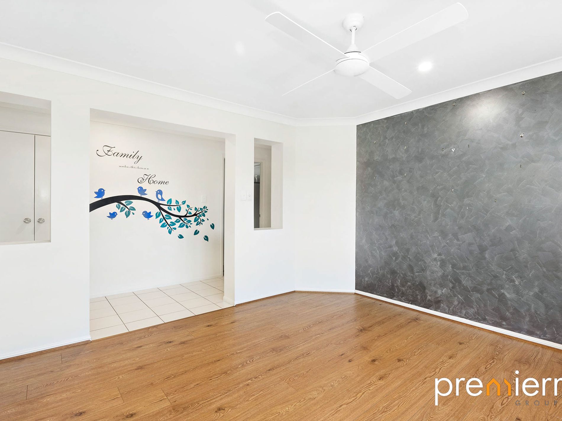 33 Collins Street, Collingwood Park