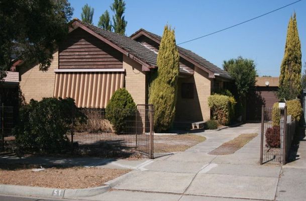 51 Wattleglen Street, Craigieburn