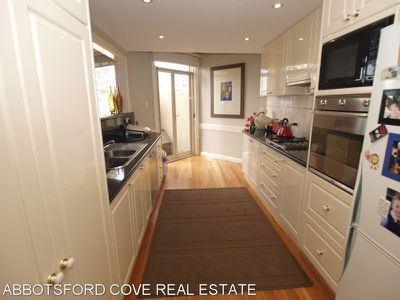 24 Figtree Avenue, Abbotsford