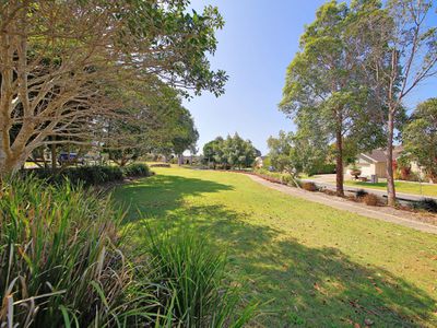 18 Barrington Crescent, Wakerley