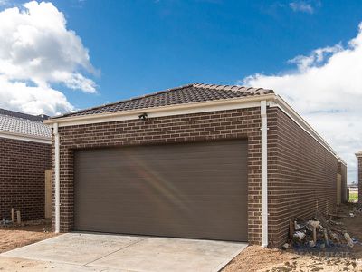5 Coberley Way, Cranbourne North